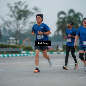 Runner Photo 7531872