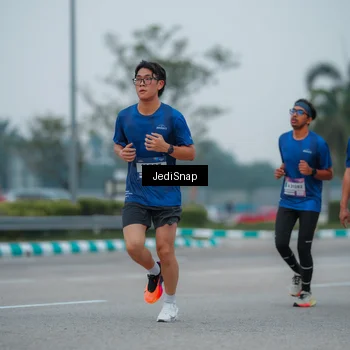Runner Photo 7531891