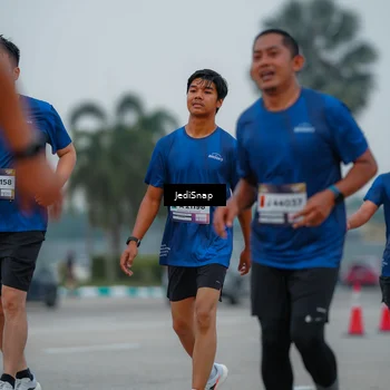 Runner Photo 7531963