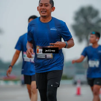 Runner Photo 7531972