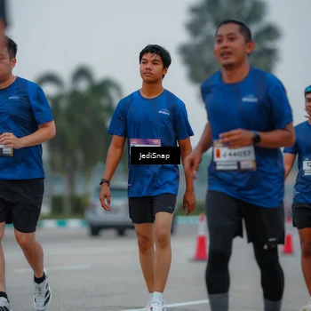 Runner Photo 7531973