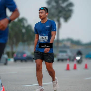 Runner Photo 7531975