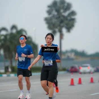 Runner Photo 7532021