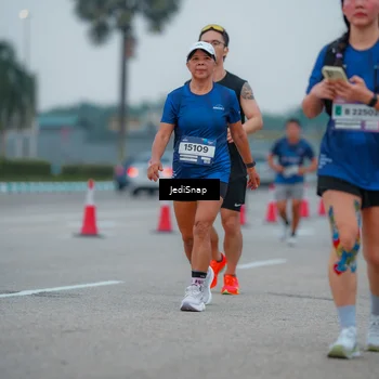 Runner Photo 7532022