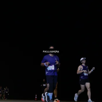 Runner Photo 7532027