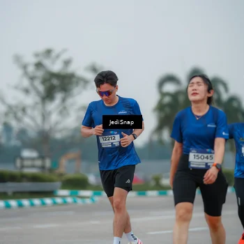 Runner Photo 7532031