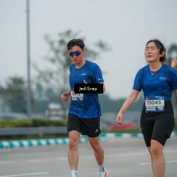 Runner Photo 7532033