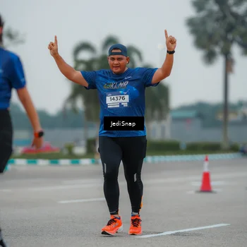Runner Photo 7532037