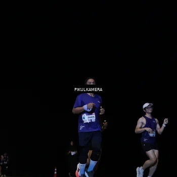 Runner Photo 7532040
