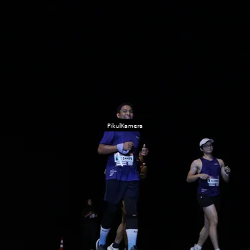 Runner Photo 7532044