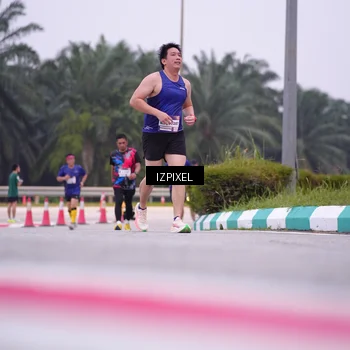 Runner Photo 7532061