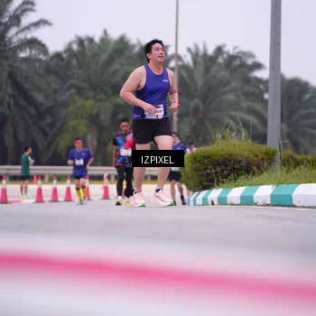 Runner Photo 7532063