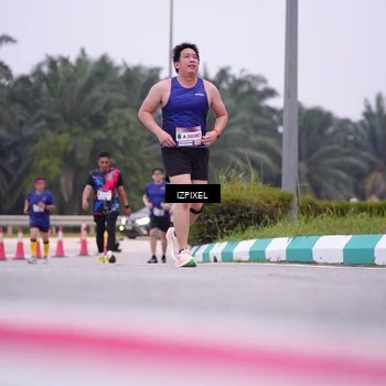 Runner Photo 7532065