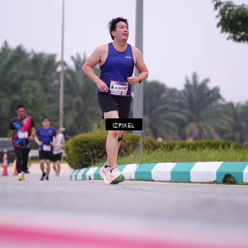 Runner Photo 7532077