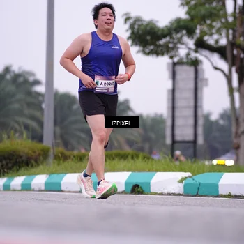 Runner Photo 7532086