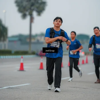 Runner Photo 7532101