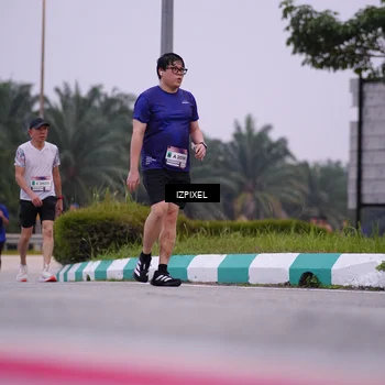 Runner Photo 7532116