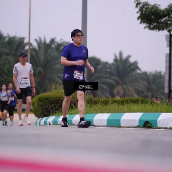 Runner Photo 7532121