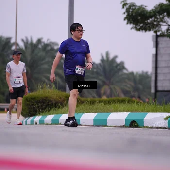 Runner Photo 7532123