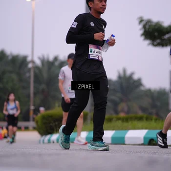 Runner Photo 7532130