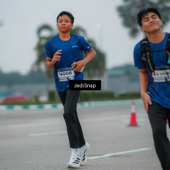 Runner Photo 7532131