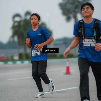 Runner Photo 7532134