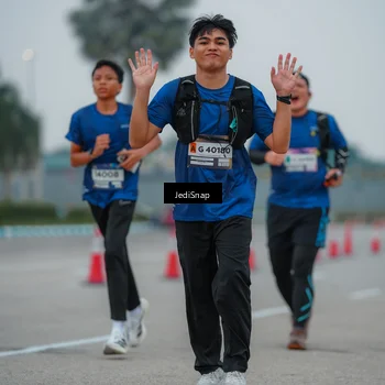 Runner Photo 7532135