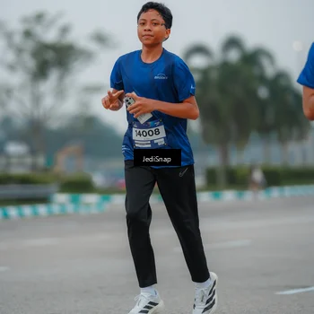 Runner Photo 7532144