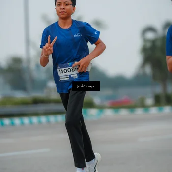 Runner Photo 7532146