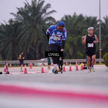 Runner Photo 7532158