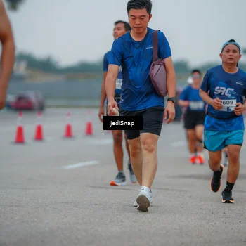 Runner Photo 7532178