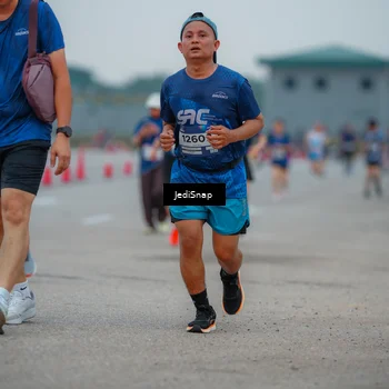 Runner Photo 7532189