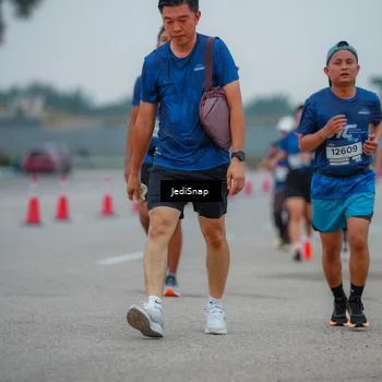 Runner Photo 7532190
