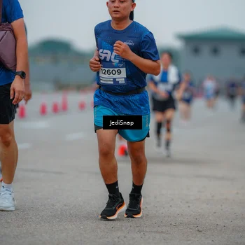 Runner Photo 7532207