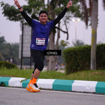 Runner Photo 7532242