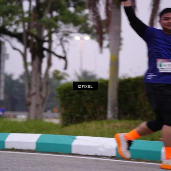 Runner Photo 7532254