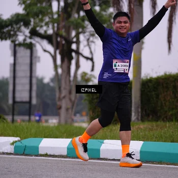Runner Photo 7532255