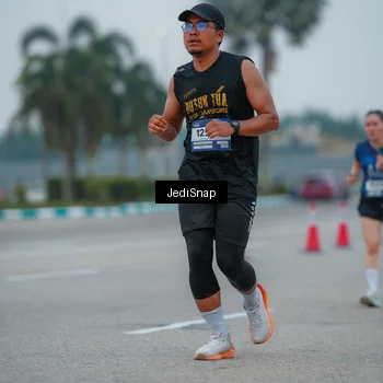 Runner Photo 7532265