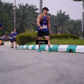 Runner Photo 7532279