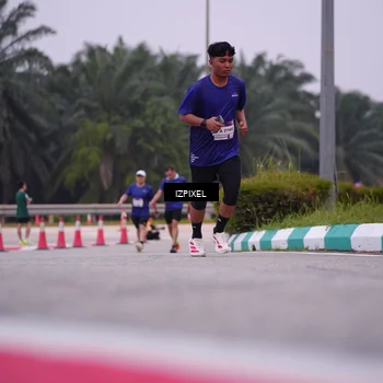 Runner Photo 7532293