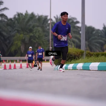Runner Photo 7532294