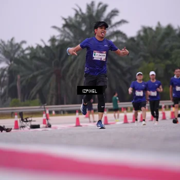 Runner Photo 7532339