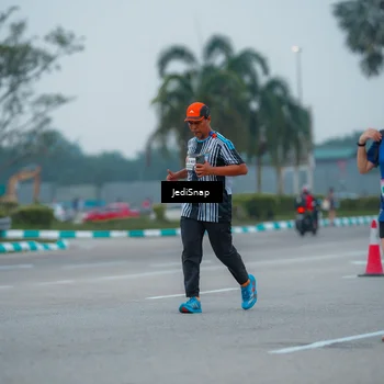 Runner Photo 7532345