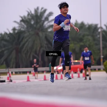 Runner Photo 7532353