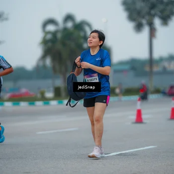 Runner Photo 7532357