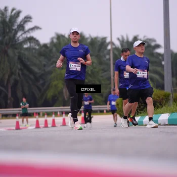 Runner Photo 7532360