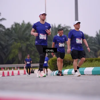 Runner Photo 7532369