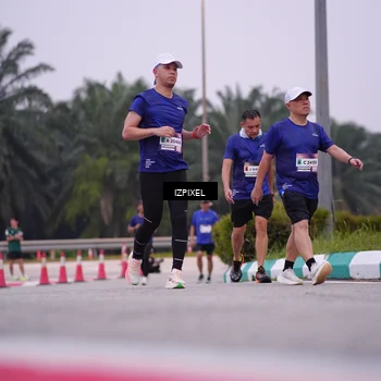 Runner Photo 7532370