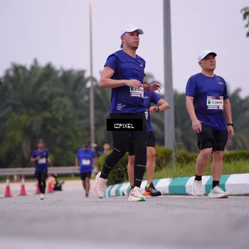 Runner Photo 7532379