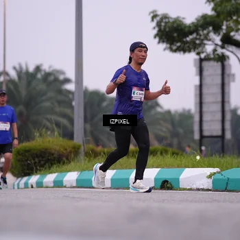 Runner Photo 7532392